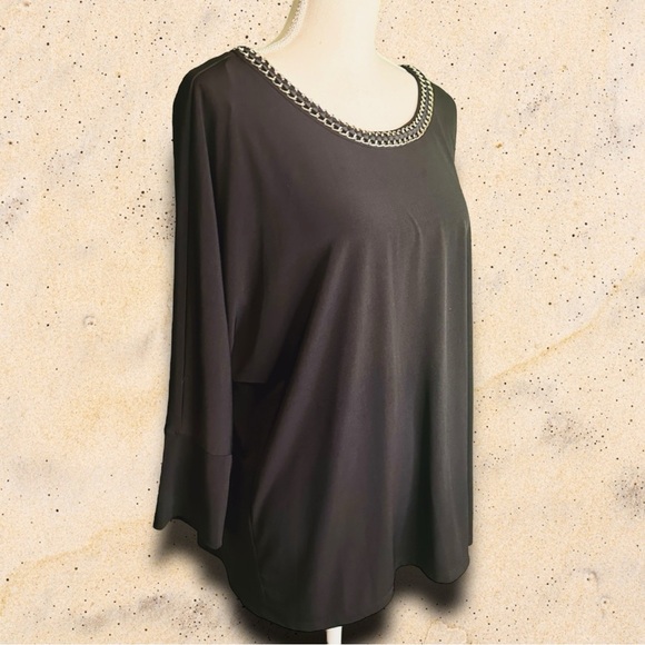 Calvin Klein Women’s Plus Size Black Dolman Sleeve Blouse With Gold Chain Neck - Picture 2 of 12